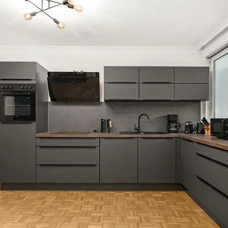 Ahorn - Balkon, Garage, Bbq, Switch&beamer, Flexbetten, Zentral, 15min In Willingen * Brilon