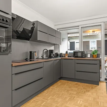 Ahorn - Balkon, Garage, Bbq, Switch&beamer, Flexbetten, Zentral, 15min In Willingen Lägenhet Brilon