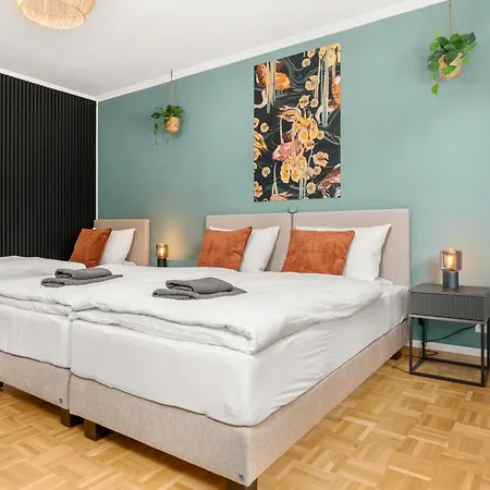 Ahorn - Balkon, Garage, Bbq, Switch&beamer, Flexbetten, Zentral, 15min In Willingen Apartment Brilon